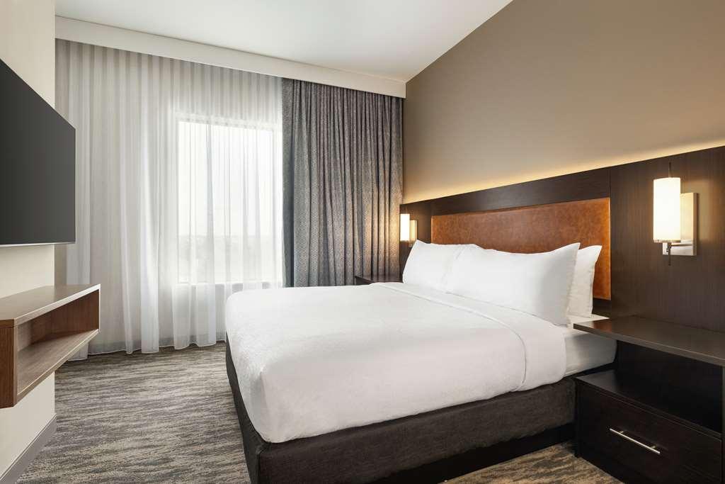 Embassy Suites By Hilton Round Rock Bilik gambar